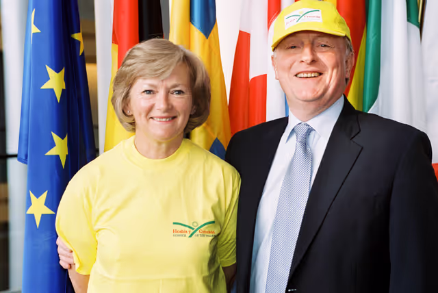 Foto 20: MEPs Glenys KINNOCK and Neil KINNOCK at the European Parliament in Strasbourg