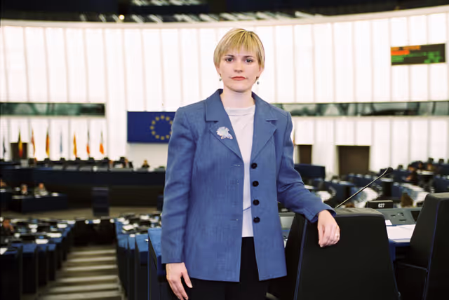 Foto 11: MEP Catherine STIHLER at the European Parliament in Strasbourg