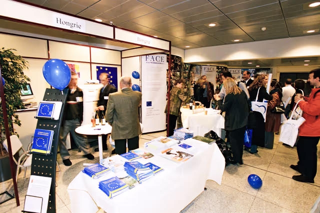 Photo 24 : Open days at the European Parliament in Brussels on May 2002.