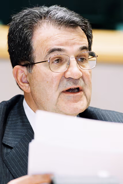 Φωτογραφία 2: Presentation of the work of the European Convention by Romano Prodi, President of the European Commission