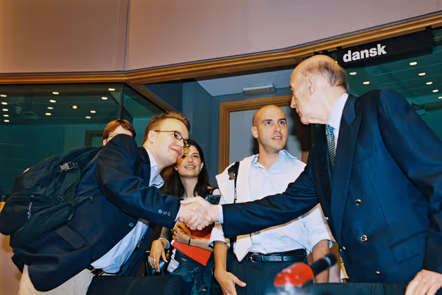 Foto 27: Meeting of the Youth European Convention with the President of the European Convention in Brussels