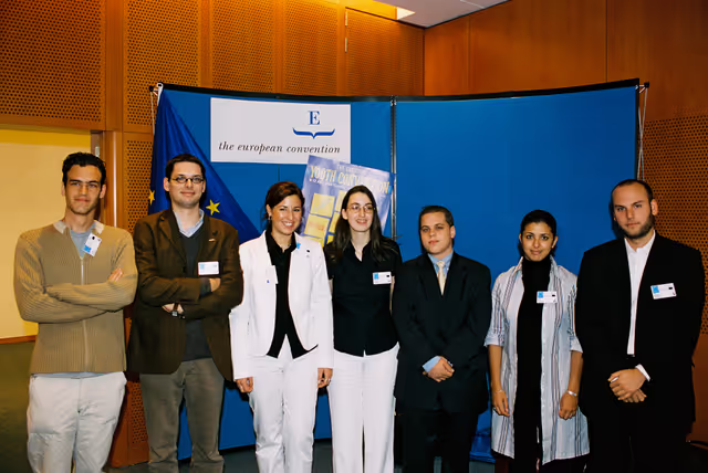 Foto 13: Meeting of the Youth European Convention in Brussels
