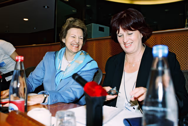Photo 2 : Meeting with children at the European Parliament in Brussels