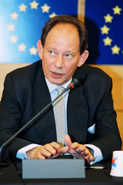 Fotagrafa 14: Press Conference on the conference  Faith in Democracy