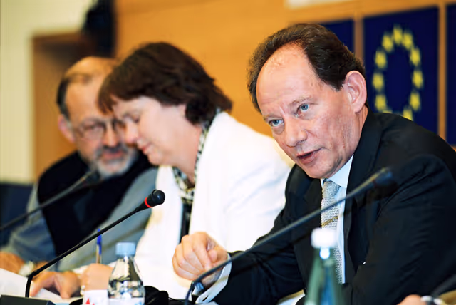 Fotagrafa 11: Press Conference on the conference  Faith in Democracy
