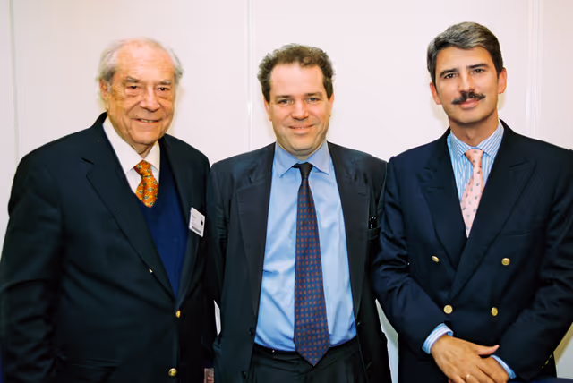 Fotografia 7: Visit of Gabriel VALDES, former Chilean Foreign Minister