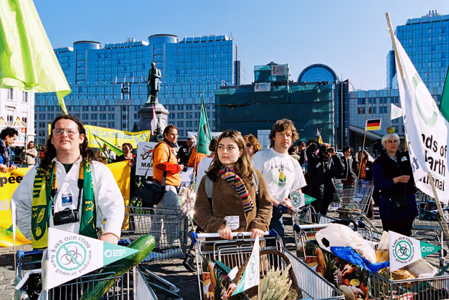 Fotografija 8: Demonstration against the use of GMO's in food