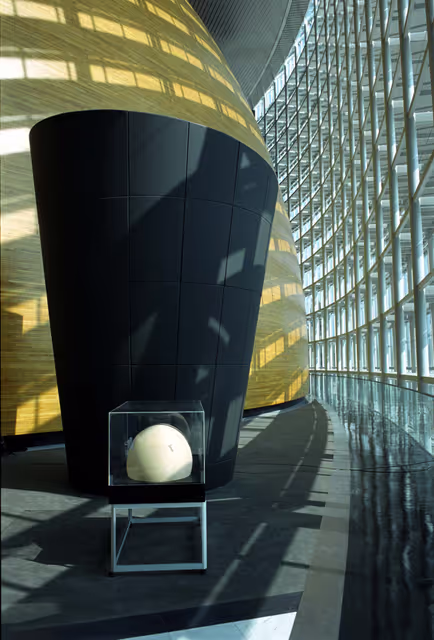 Fotografie 9: Hall near the hemicycle in Strasbourg