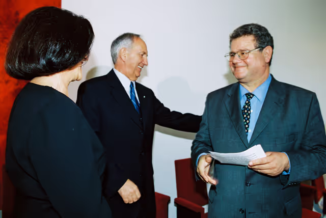 Fotografija 10: German MEPs are awarded the German 'Verdienstkreuz' (Merit Cross of the Federal Republic of Germany)