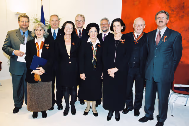 Fotografija 22: German MEPs are awarded the German 'Verdienstkreuz' (Merit Cross of the Federal Republic of Germany)