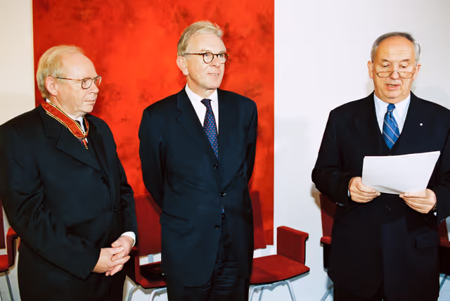 Fotografija 5: German MEPs are awarded the German 'Verdienstkreuz' (Merit Cross of the Federal Republic of Germany)