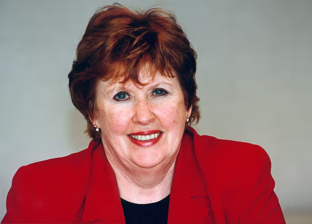 Fotografie 17: MEP Eryl Margaret McNALLY attends a meeting in Brussels