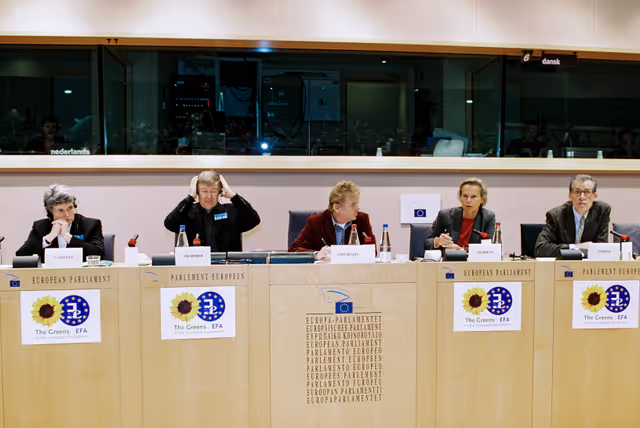 Valokuva 12: Conference media: Power Democracy