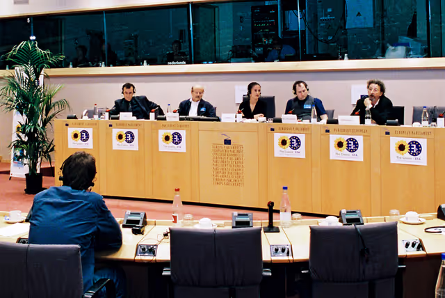 Valokuva 4: Conference media: Power Democracy