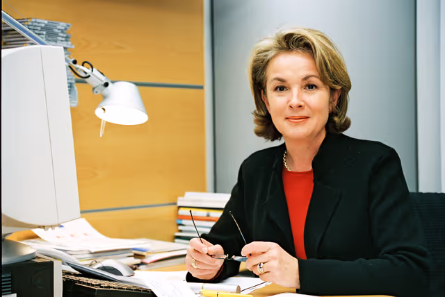 Photo 5 : MEP Nicole THOMAS-MAURO at the European Parliament in Brussels