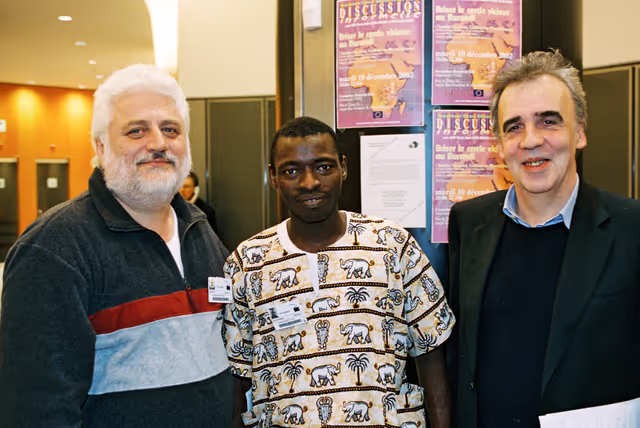 Photo 10: Alternative Nobel Prize 2002