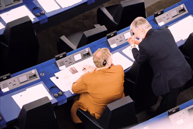 Foto 6: Illustration inside the EP hemicycle in Strasbourg