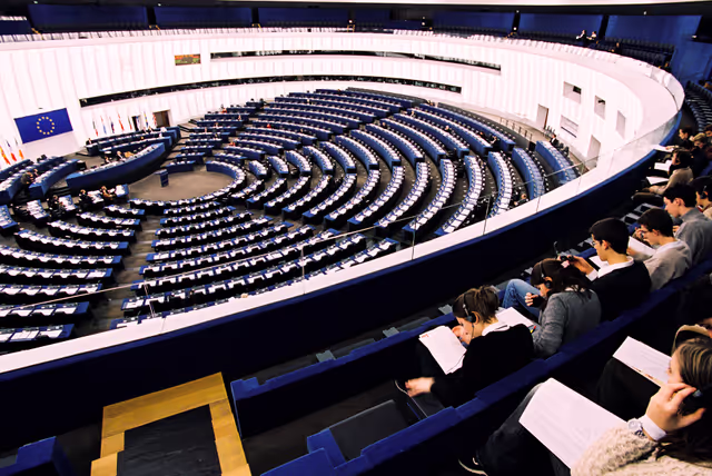 Foto 3: Illustration inside the EP hemicycle in Strasbourg