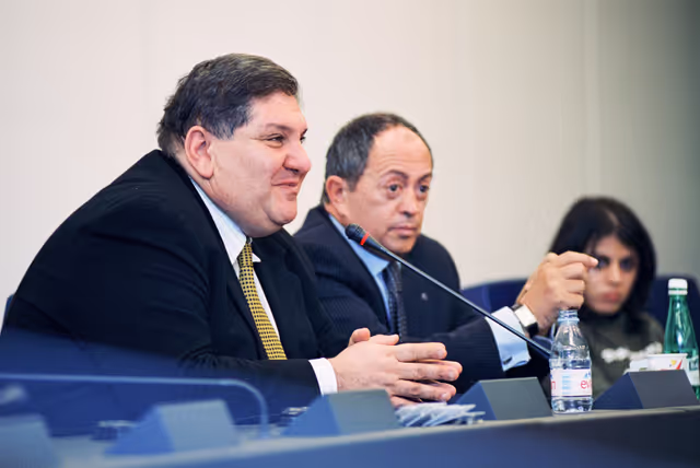 Fotó 3: Italian MEPs meet with students in Strasbourg