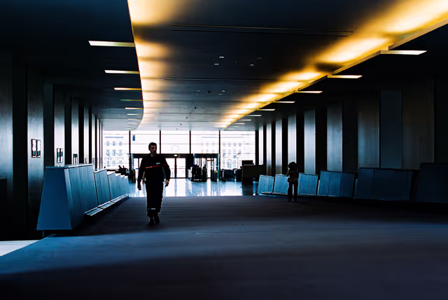 Zdjęcie 1: Illustration - Inside the European Parliament building in Brussels