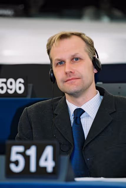 Photo 28 : MEP Jonas SJOSTEDT in Plenary Session in Strasbourg