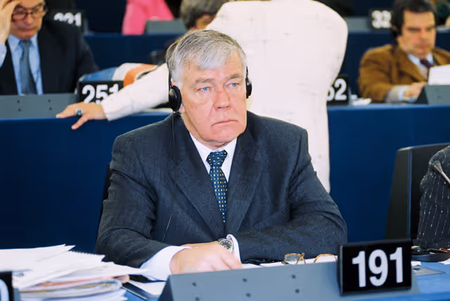 Photo 34 : MEP Karl Erik OLSSON in Plenary Session in Strasbourg
