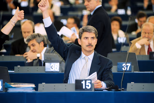 Photo 30 : MEP Jose Ignacio SALAFRANCA SANCHEZ-NEYRA in Plenary Session in Strasbourg