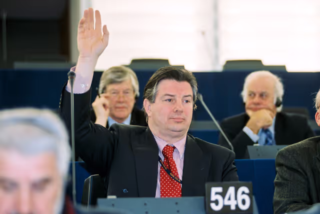 Photo 41 : MEP Toine MANDERS in Plenary Session in Strasbourg