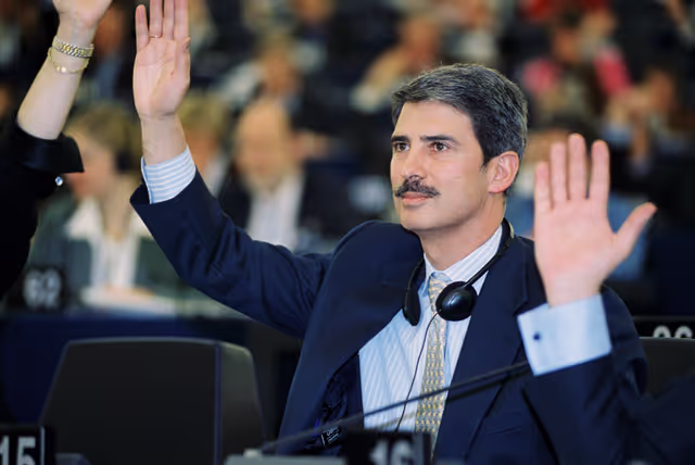 Photo 32 : MEP Jose Ignacio SALAFRANCA SANCHEZ-NEYRA in Plenary Session in Strasbourg