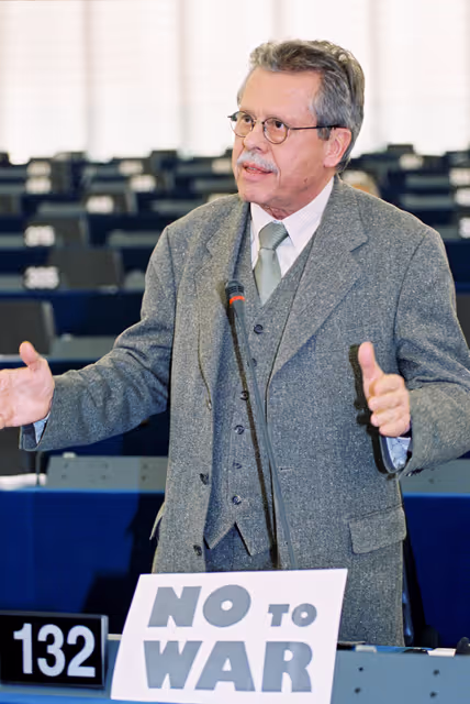 Photo 21 : MEP Jannis SAKELLARIOU in Plenary Session in Strasbourg