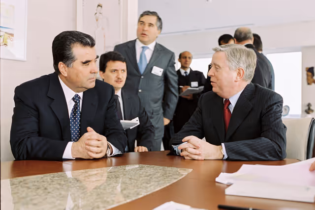 Fotografija 4: Pat COX EP President meets with Emomalii RAKHMONOV, President of Tajikistan