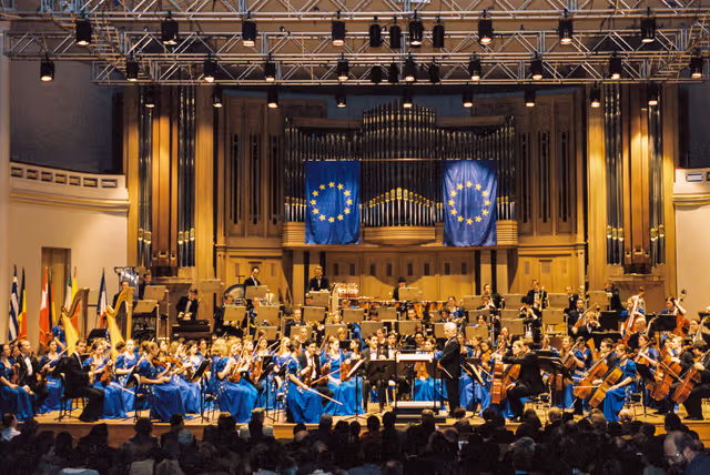 Fotografi 1: Visit of Prince and Princess of Belgium at the European Parliament in Brussels. Concert