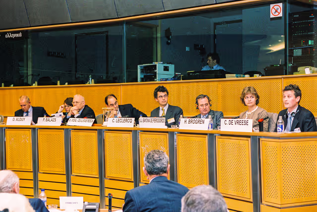 Conference organised jointly by the EP, the Commission, Friends of Europe, the Euro Citizens Action Service on 'Understanding Europe - The EU Citizen's Right to Know'