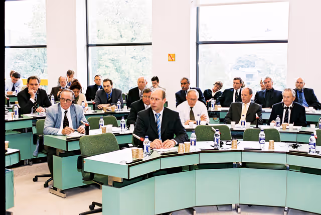 Fotagrafa 2: Symposium: Inland Waterway Transport in Europe