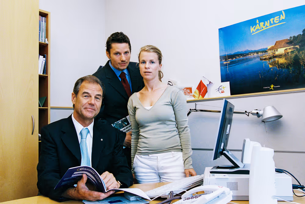 MEP Hubert PIRKER with assistants in Brussels