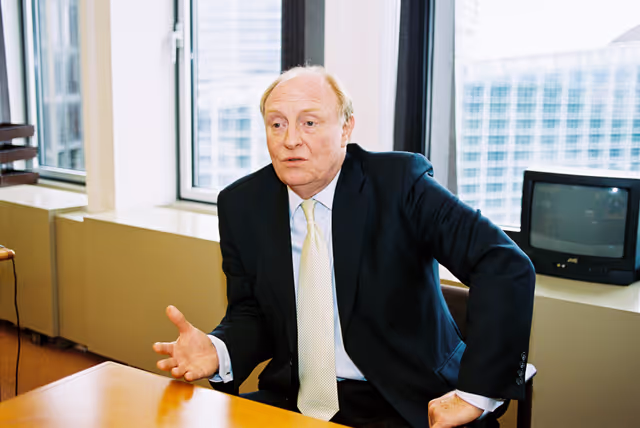 Снимка 7: Interview with European Commissioner in charge of Administrative Reform Neil KINNOCK
