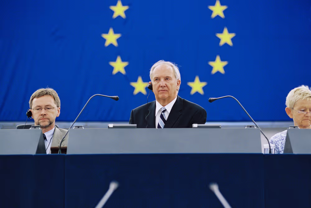 EP Vice-President Ingo FRIEDRICH presides over a plenary session in Strasbourg