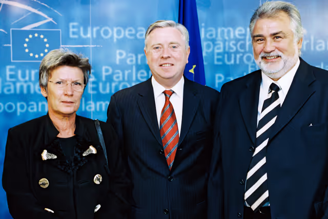 Photo 9: EP President meets with Karl ENGELMANN