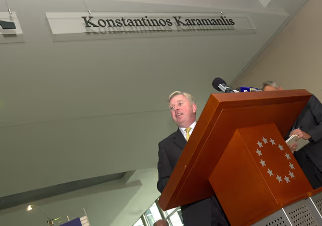 Fotografie 17: Official inauguration of the Konstantinos Karamanlis passerelle.
