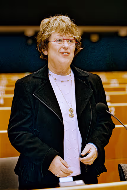 Johanna L.A. BOOGERD-QUAAK in Plenary Session in Brussels.