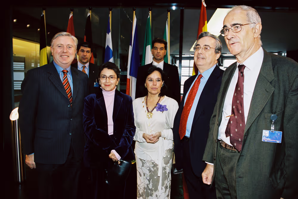 Opening the space Marianna DE PINEDA