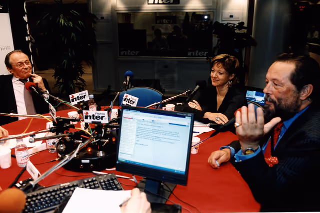 Foto 2: France Inter radio broadcasts live from the EP in Strasbourg - Question directe programme