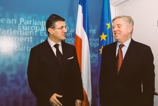 Fotografija 3: Pat COX - EP President meets with Svetozar MAROVIC, President of Serbia and Montenegro