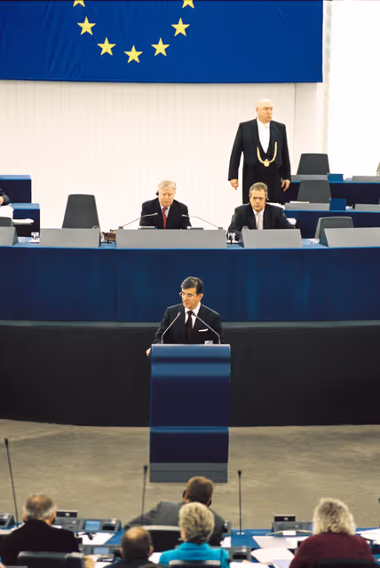 Fotografija 18: Svetozar MAROVIC, President of Serbia-Montenegro in Plenary Session in Strasbourg