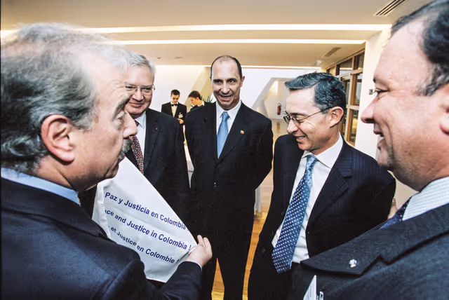 Photo 17 : Reception at the European Parliament in Strasbourg with President of Colombia.