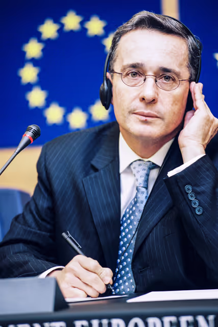 Foto 1: Press Conference of Alvaro URIBE, President of Colombia