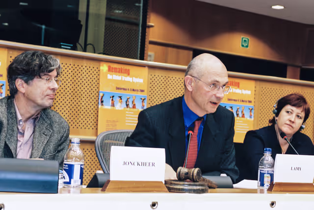 Fotagrafa 3: Greens Conference:  Remaking: The Global Trading System