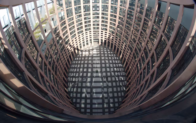 Снимка 19: Agora courtyard at the European Parliament building Louise Weiss in Strasbourg - LOW