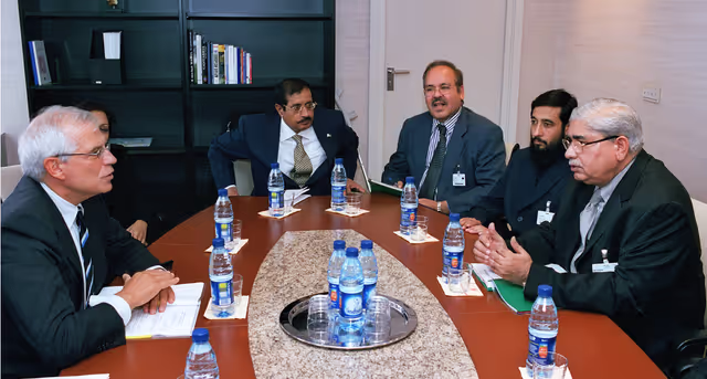 Φωτογραφία 38: Josep BORRELL FONTELLES EP President meets with Chaudhry Amir HUSSAIN, Speaker of the National Assembly of Pakistan