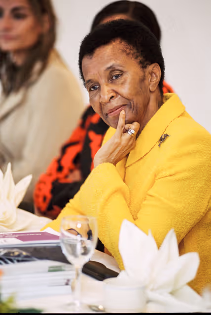 Fotografija 13: Reception with Mrs MBEKI, wife of South Africa's President
